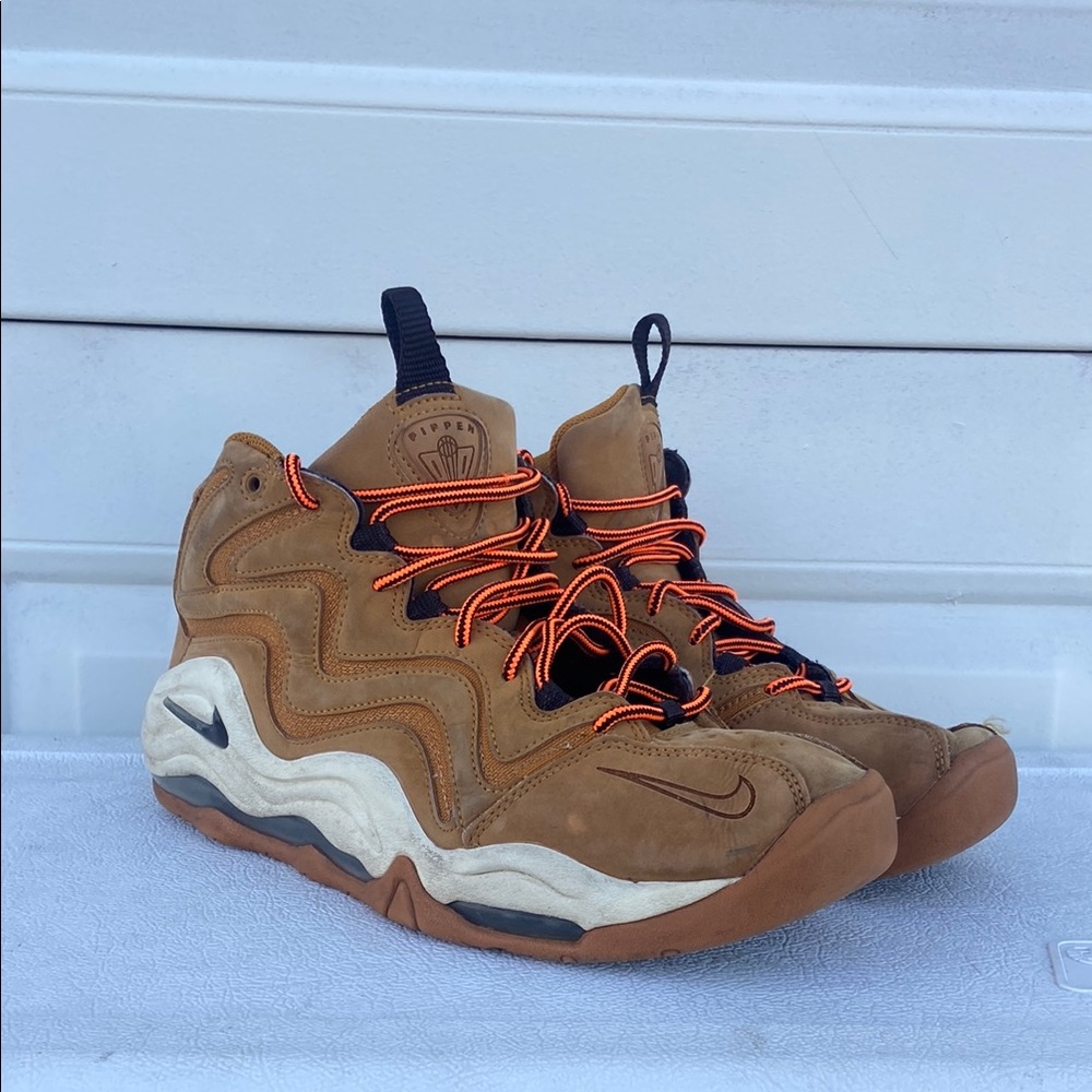 Nike Air Pippen Wheat Desert Ochre Men's Orange Lace High Top Sneakers Size 8!